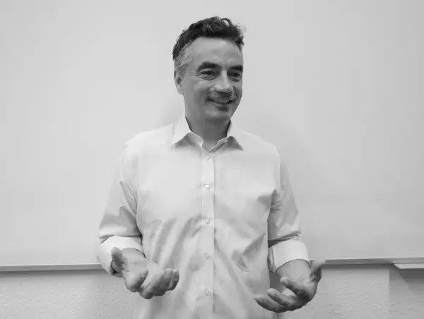 Employees of the Milecrew.